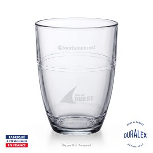 Verre Duralex Gigogne 36 cl gravé avec le logo de la ville de Brest et la mention @tourismebrest